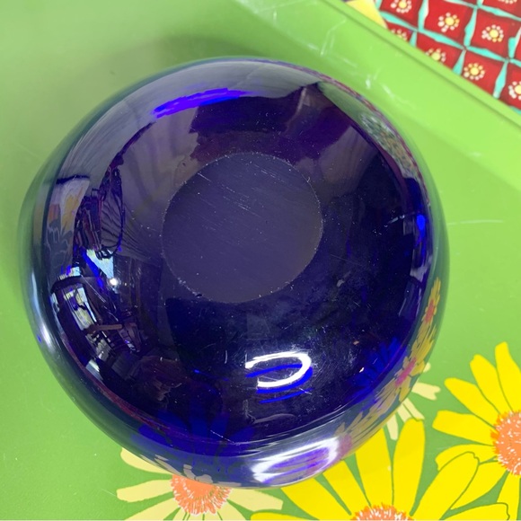 Cobalt Blue Glass Ashtray - Picture 4 of 6
